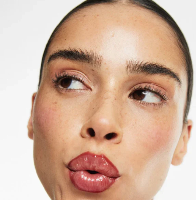 Peel-Off Lip Liner Stain - 12-Hour Matte Precision | Louvrs